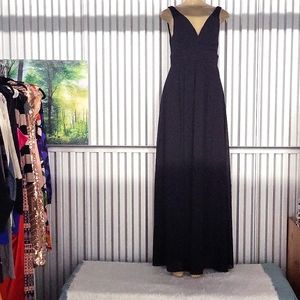Lulus Long flowy black zip black dress